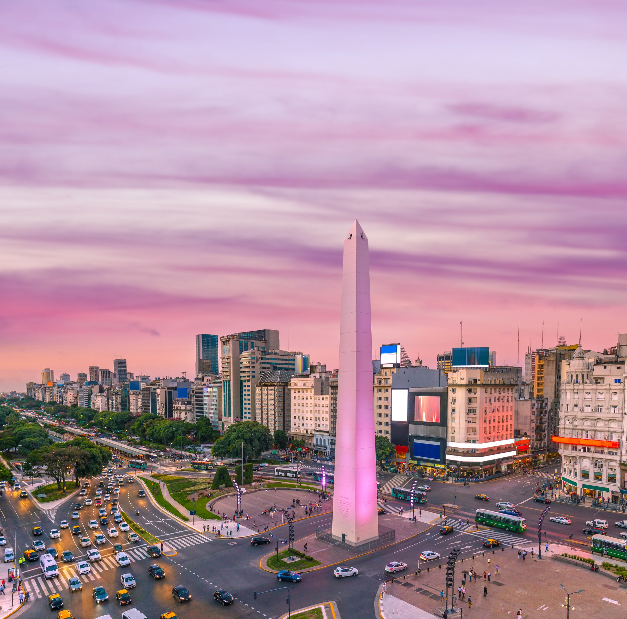 Argentina Buenos Aires rush hour at dawn